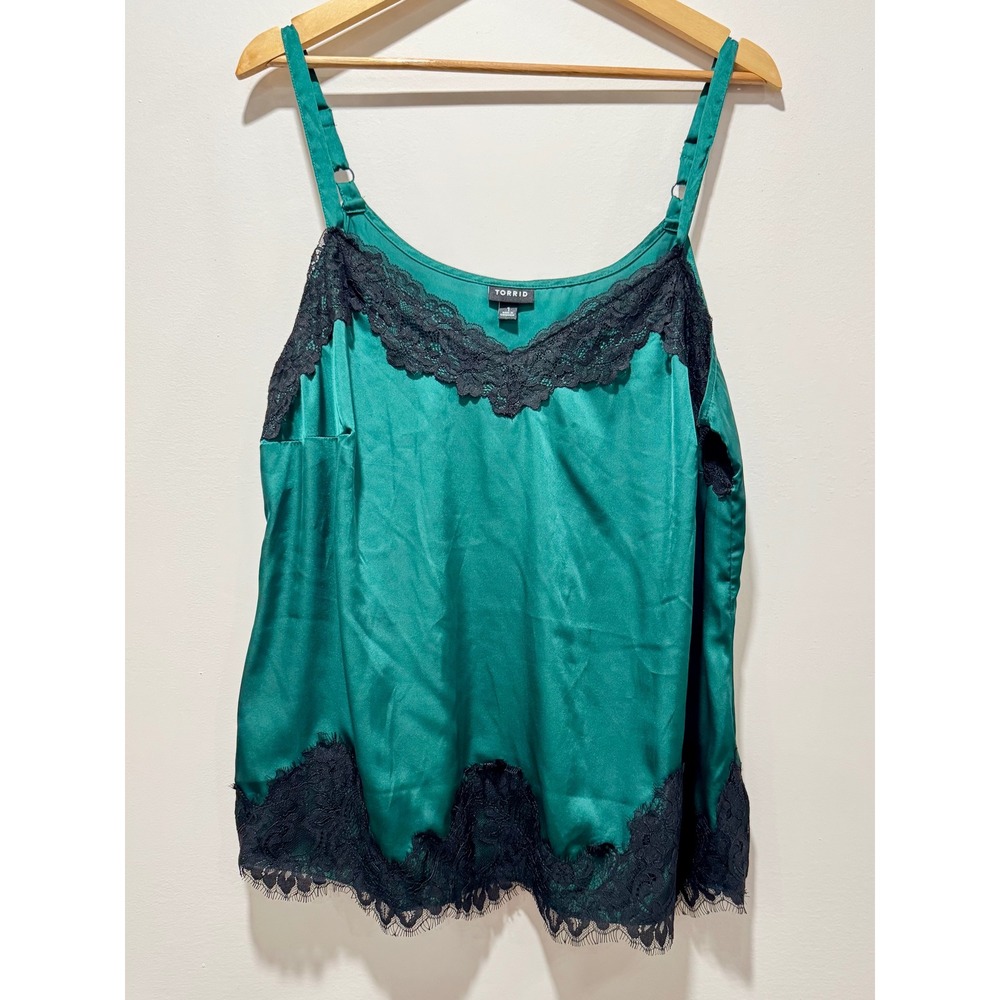 Torrid Emerald Green Satin Lace Trim Cami Top Adjustable Straps Size 1X XL